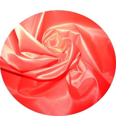 40-90 γραμμάρια Χρησιμοποιείται άγρια 100% Polyester 210T Taffeta Color Fabric με Εξαγωγικό Πρότυπο