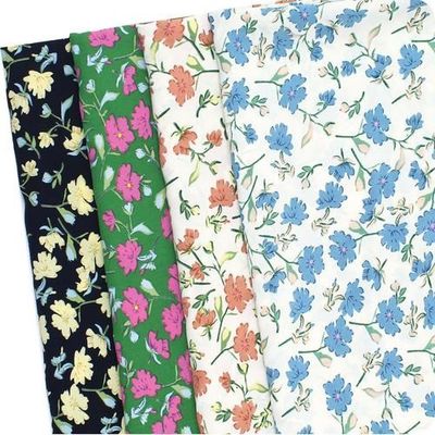 Θερμό ύφασμα καλοκαιριού Rayon 68 * 68 πυκνότητα για προσαρμοσμένο σχεδιασμό