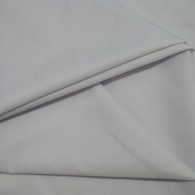 Κατευθείαν διπλή αναδίπλωση συσκευασία Super Soft 100% Polyester υφασμένο 32 * 150D για Thobe