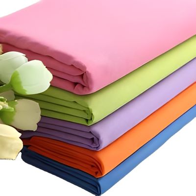 Ετικέτα Poplin Fabric 90gsm 110gsm 120gsm Πολυέστερ Βαμβάκι Μικροϊνών για το φόρεμα Μαλαισία