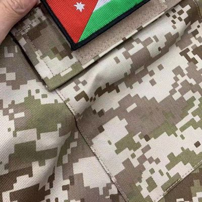 Υψηλή αντοχή σε δάκρυα TC Αδιάβροχο SA Καμουφλάζ Ριπ-Στοπ ύφασμα Δυνατότητα χρώματος 4 βαθμός