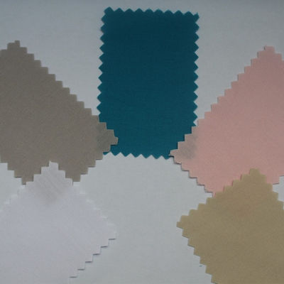 Αντιφλεγμονώδης 100% πολυεστέρας Twill Gabardine υφασμένο ύφασμα για την ενδυμασία στη βιομηχανία