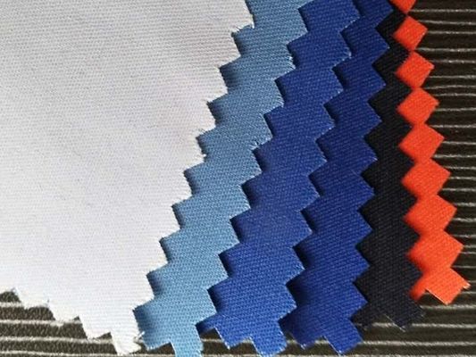 Αντιφλεγμονώδης 100% πολυεστέρας Twill Gabardine υφασμένο ύφασμα για την ενδυμασία στη βιομηχανία
