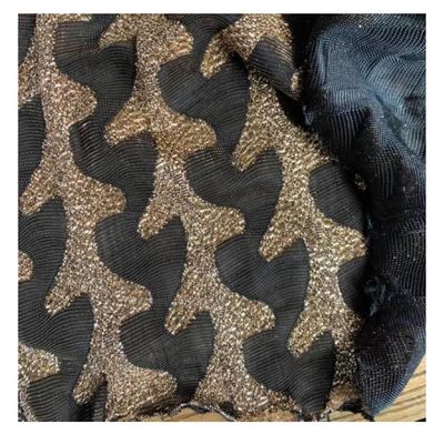 100% πολυεστέρα μεταλλικό jacquard κενό ύφασμα σε έτοιμο χρώμα αποθέματος για τις απαιτήσεις σας