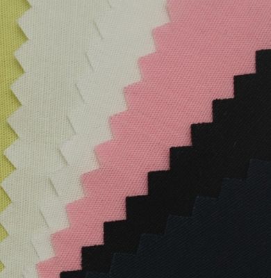 Αδιάβροχο ανθεκτικό υλικό TC 65 35 Poplin Smooth Fabric για εξατομικευμένες τσέπες και επένδυση τσέπης