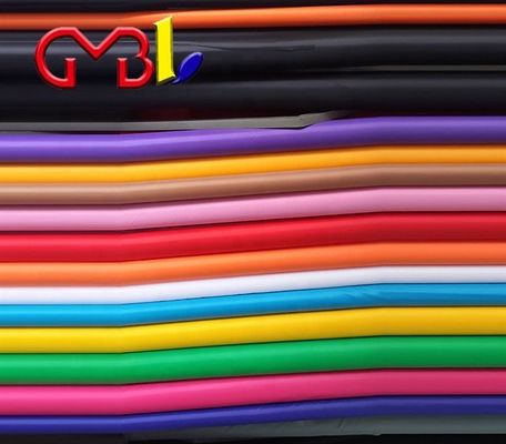 Οικογενειακό κλωστοϋφαντουργικό Poly Cotton 80*20 3 1 Βαρύ βάρος Καρδισμένα TC Δορυφορικές εργασίες Φορέστε παντελόνια Καπέλα ύφασμα