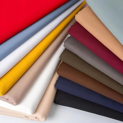 Πουλάω 40-60GSM 63D*63D Πολυεστέρα Εφοδιασμός 210T Taffeta ύφασμα με προσαρμοσμένο χρώμα